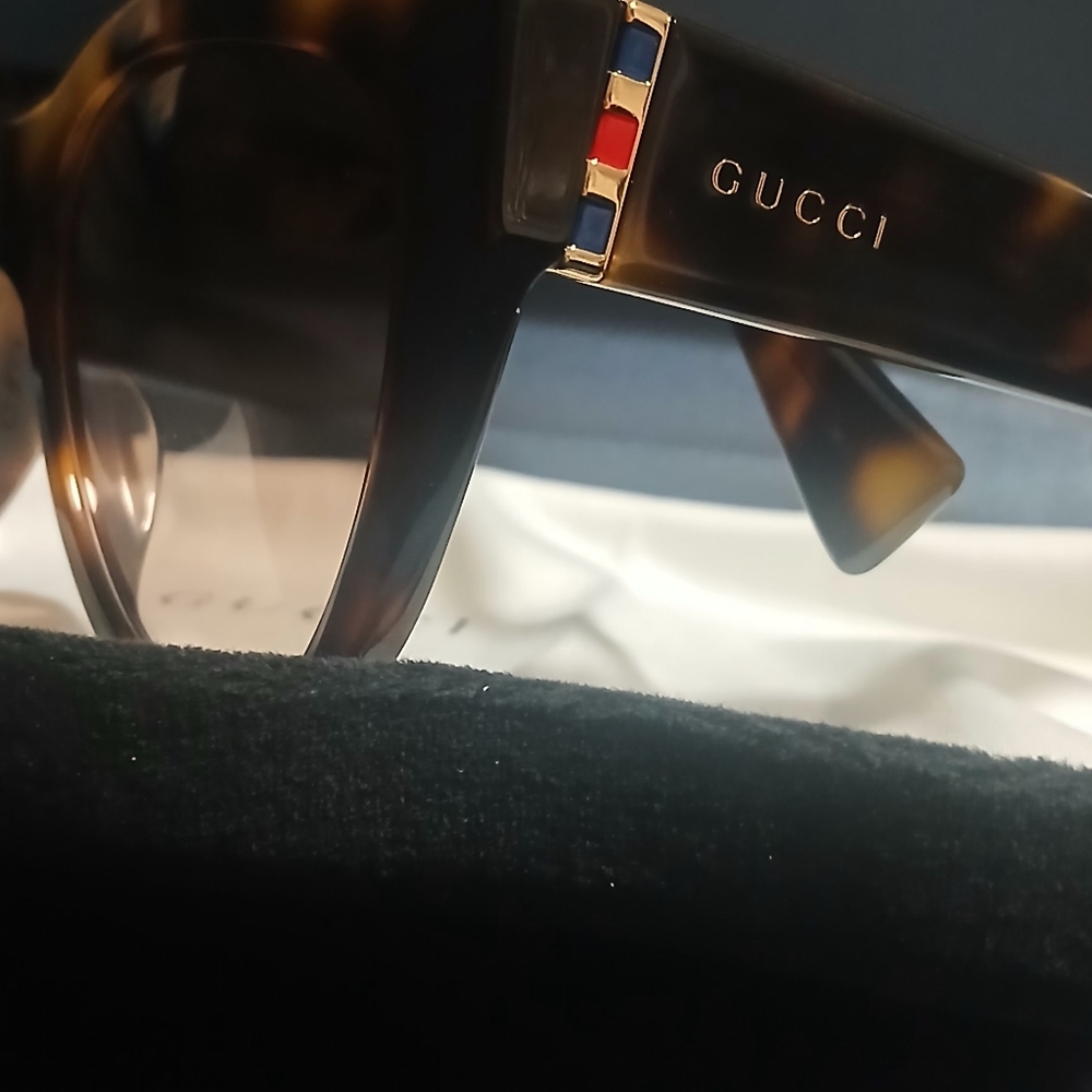 Authentic GUCCI sunglasses Havana Case Made In Italy - Picture 10 of 16